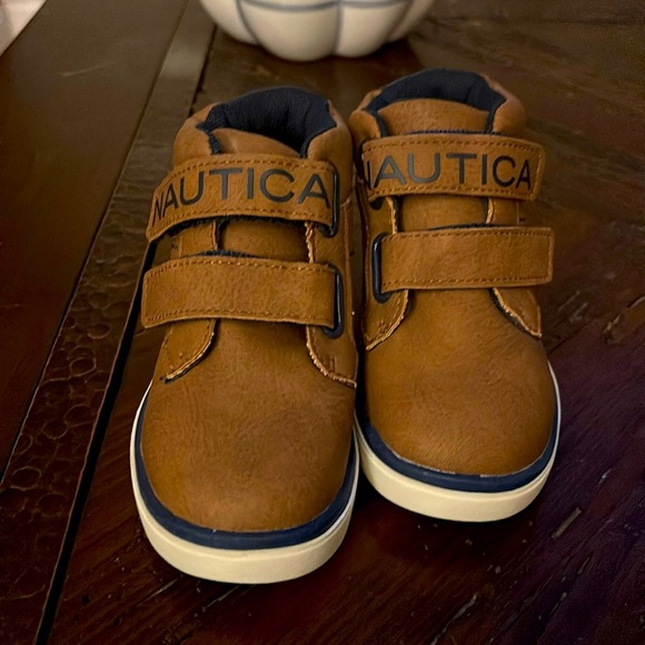 Nautica Kids Brown Shoes High Top boot Size 9 Hook and Loop - Picture 1 of 8